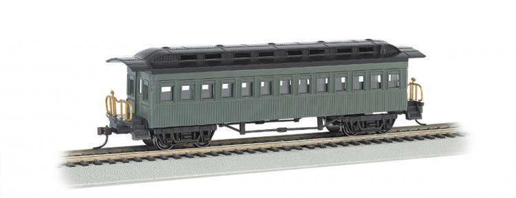 Coach (1860-80 era) - Painted Unlettered Green (HO Scale) - Click Image to Close