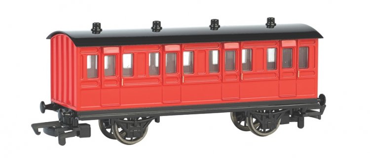 Red Coach (HO Scale) - Click Image to Close