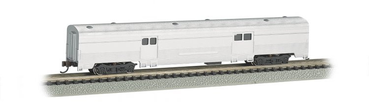 Unlettered Aluminum - 72 FT 2-Door Baggage car - Click Image to Close