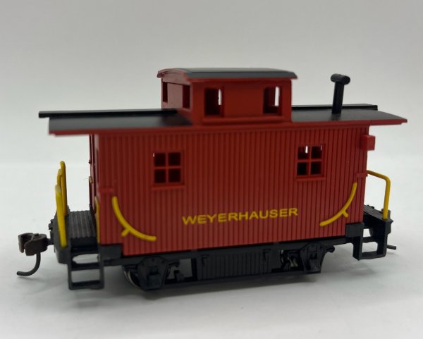 (image for) Old-Time Bobber Caboose - Weyerhauser Timber