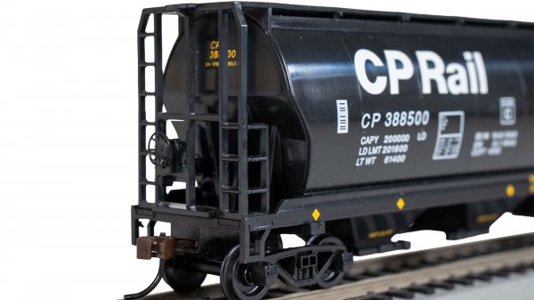 (image for) Canadian 4 Bay Cylindrical Grain Hopper - CP Rail #388500