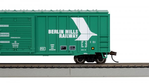 (image for) 50' Outside Braced Box Car with Flashing End of Train Device - Berlin Mills Railway #266