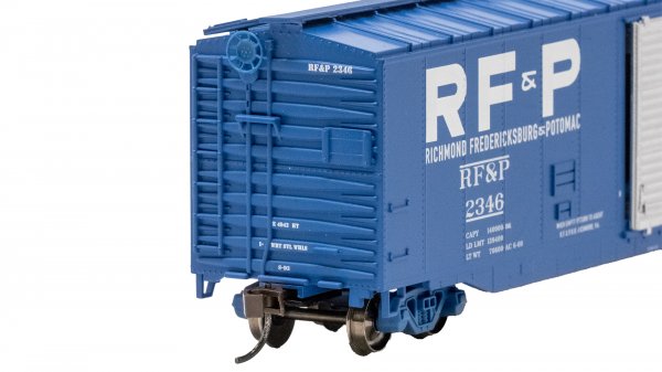 (image for) 50' Sliding Door Boxcar (US Saving Bonds) - Richmond Fredericksburg & Potomac® #2346 (with roofwalk)
