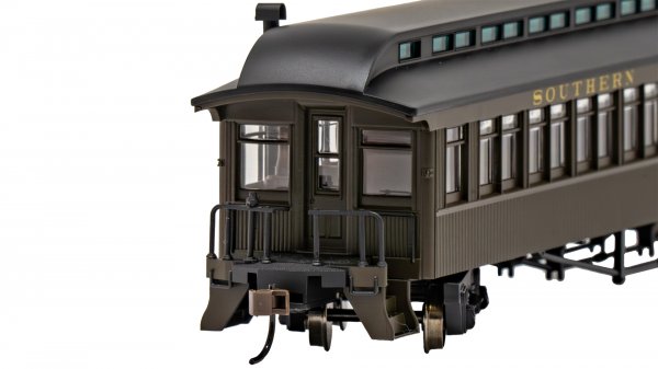(image for) 1900s Era 68' Passenger Car - Southern Pacific™ #1133