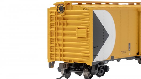 (image for) 40' Box Car - CP Rail #49011 (Action Yellow)