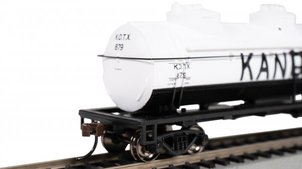 (image for) 40' Three-Dome Tank Car - Kanotex #879