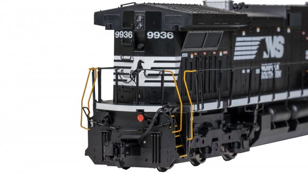 (image for) GE Dash 9 - Norfolk Southern #9936 (Thoroughbred)