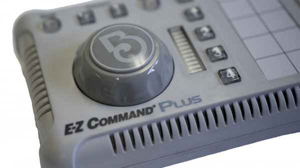 (image for) E-Z Command® Plus DCC Controller