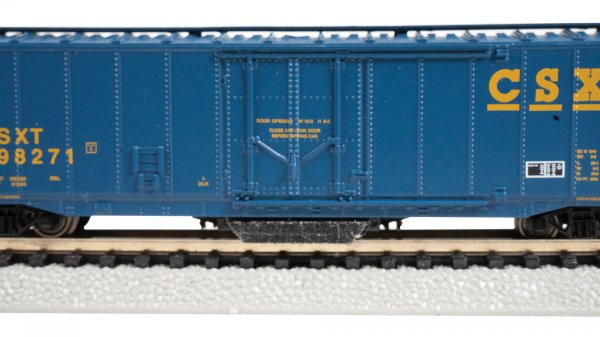 (image for) Track-Cleaning 50' Plug-Door Boxcar - CSX® #198271