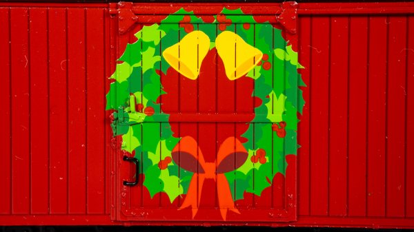 (image for) 12 Ton Van - Christmas Wreath