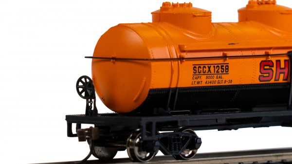 (image for) 40' Three Dome Tank Car - Shell #1258