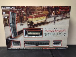 (image for) Norman Rockwell's Main Street Christmas (Battery Operated) RERAILED
