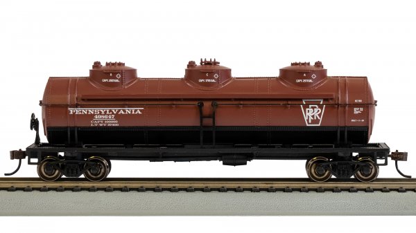 (image for) 40' Three Dome Tank Car - Pennsylvania #498647