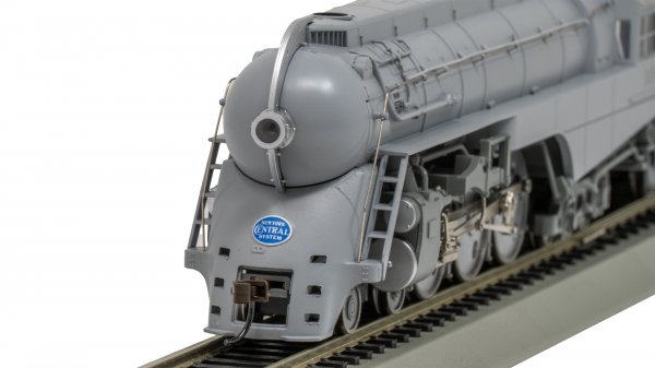 (image for) Dreyfuss Streamlined Hudson - New York Central #5450 (1938 livery w/Scullin drivers) (DCC SOUND ON BOARD®)