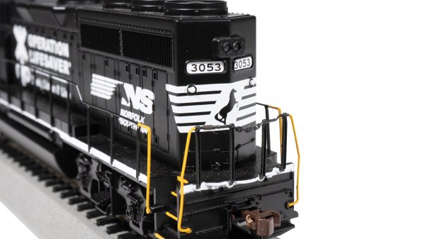 (image for) EMD GP40 - Norfolk Southern #3053 (Operation Lifesaver)