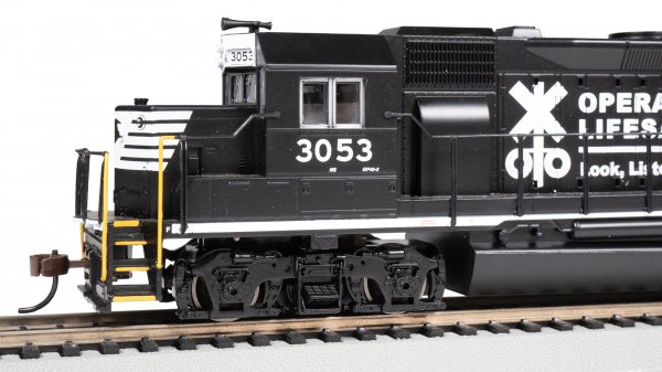 (image for) EMD GP40 - Norfolk Southern #3053 (Operation Lifesaver)