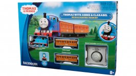 (image for) Thomas with Annie and Clarabel (HO Scale)