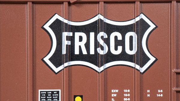 (image for) 50' Outside Braced Box Car with Flashing End of Train Device - Frisco #44213