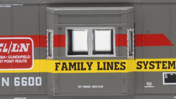 (image for) Bay Window Transfer Caboose - Louisville & Nashville® #6600 (Family Lines System)