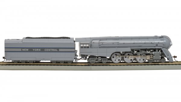 (image for) Dreyfuss Streamlined Hudson - New York Central #5450 (1938 livery w/Scullin drivers) (DCC SOUND ON BOARD®)