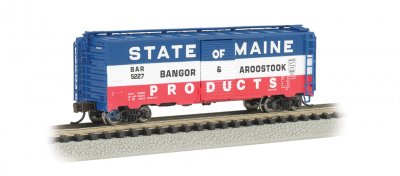 Bangor & Aroostook (Red, White & Blue) - AAR 40' Steel Box Car