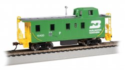 Streamlined Caboose with Offset Cupola - Burlington Northern