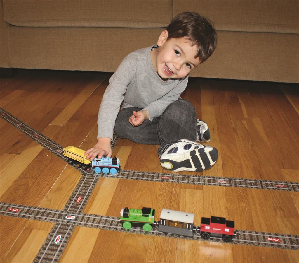 Thomas & Friends™ Track PlayTape® 25' x 2"
