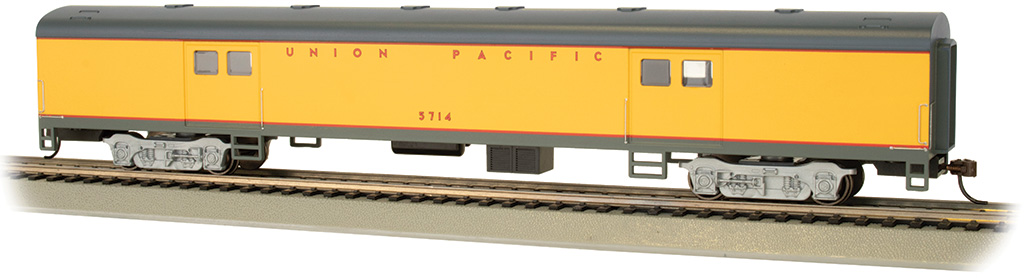 1-981 HO 72 FT Passenger Car Pullman Sleeper Union Pacific Yellow/Grey 