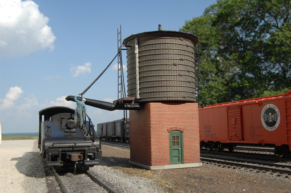 Bachmann Trains Thomas & Friends Corrugated Hut Resin Building Scenery Item HO Scale Train Set 