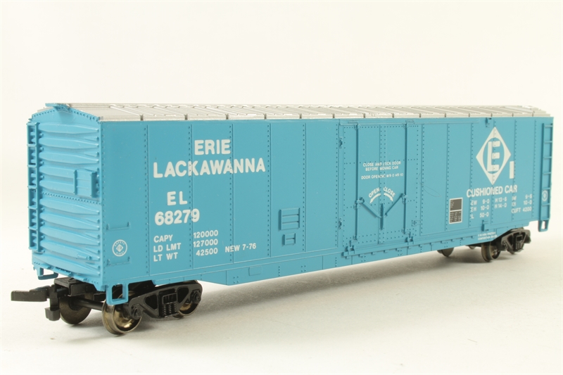 Erie Lackawanna - 50' Plug Door Box Car