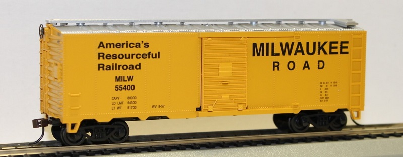 Williams By Bachmann Milwaukee Road O Scale Operating Box Car