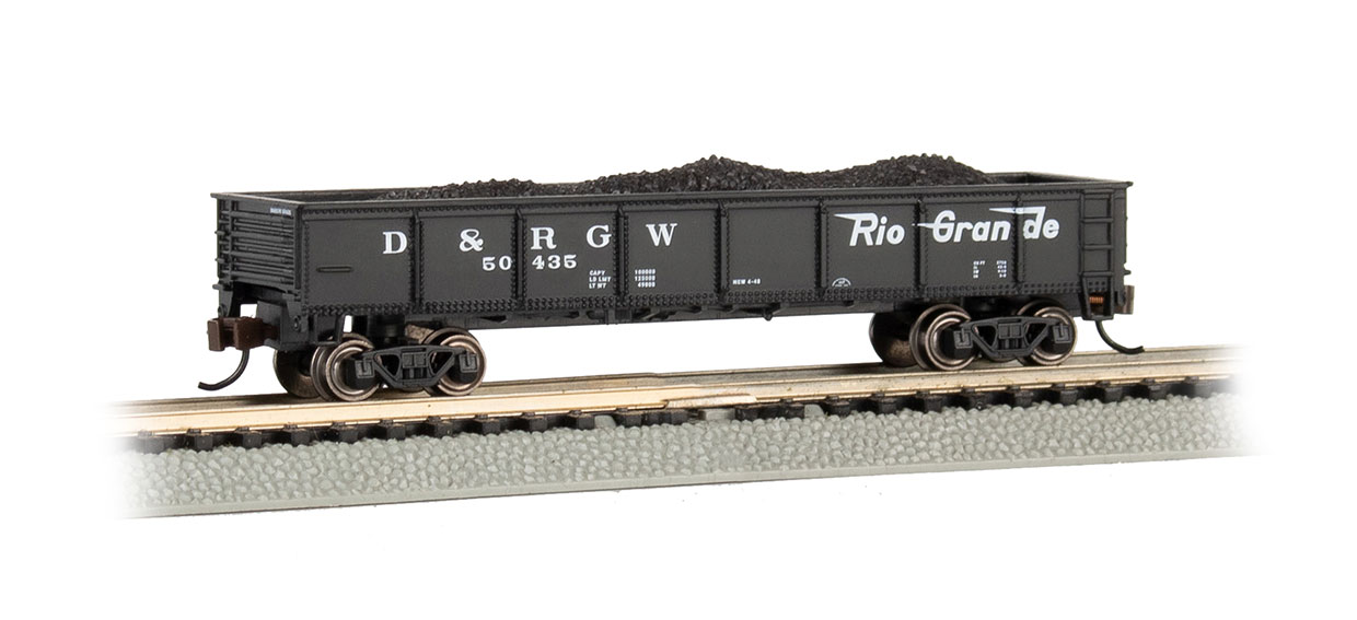 8 Road Names  NEW USA Trains Flatcar & 4 G scale Quad Runner Vehicles as a Load 