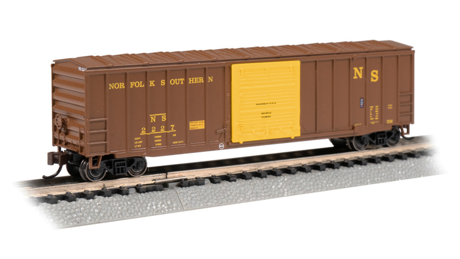 Bachmann 50' Outside Braced Boxcar HO Scale – Burlington Northern, LED Light, Ready To Run (C-10 Mint)