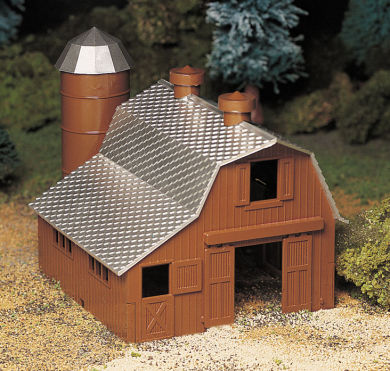 Plasticville Farm Barn Left Red Roof Piece O-S Scale 